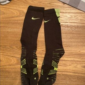 Boys set Nike dri-fit socks